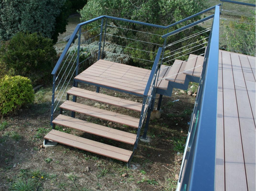 BEC BOIS Escaliers Sur Mesure GUINGAMP Escalier Metal 9